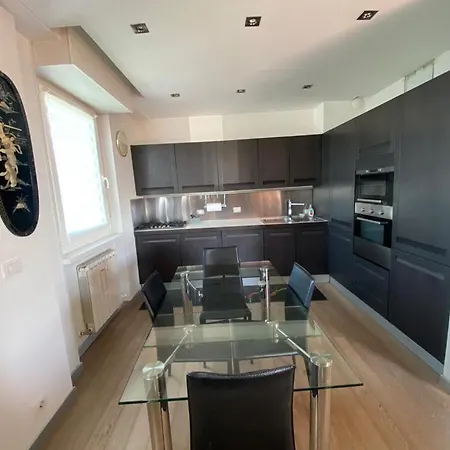 Venice Sky Tower Apartamento