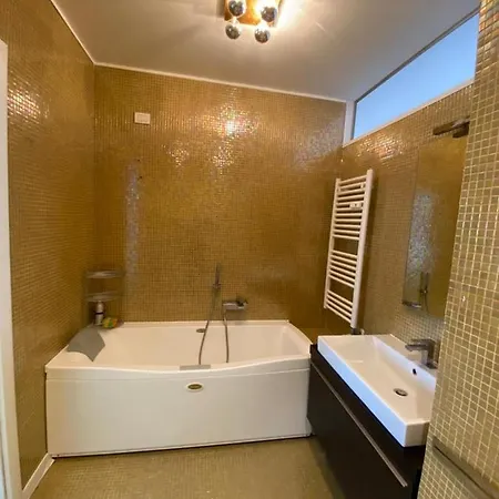 Venice Sky Tower Apartamento *